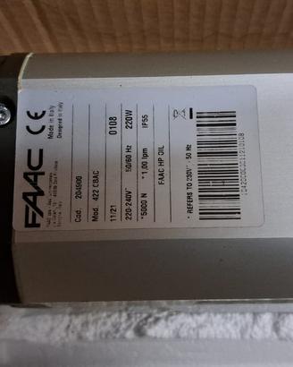 Attuatore Oleodinamico FAAC 422 CBAC 230V – Usato 