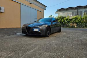 Alfa Romeo Giulia Super 2017 2.2D 180CV AT8