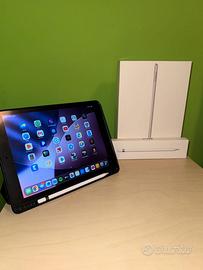 Apple iPad (10,2-pollici, Wi-Fi, 64 GB) 2022