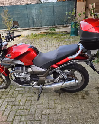 MOTO GUZZI BREVA 750