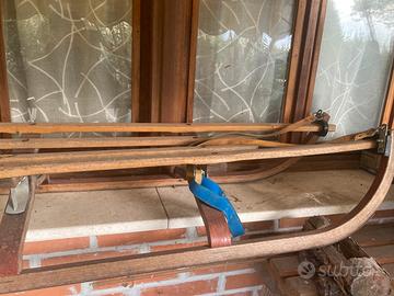 Slitta in legno vintage