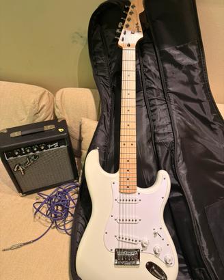 Squire stratocaster + amplificatore fender + borsa