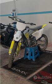 Husquarna FC 250 2024