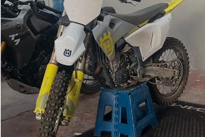 Husquarna FC 250 2024