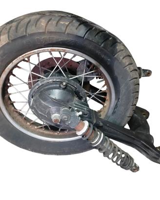 Forcellone con ruota Moto Guzzi 750 Ntx