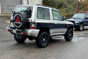 Mitsubishi Pajero 2500 turbo interccoler gls targe