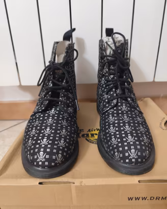 Anfibi stivaletti unisex Dr. Martens Evan tg. 40