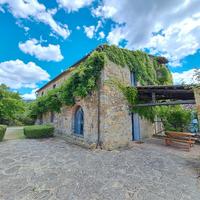 Borgo in collina nel Chianti Siena