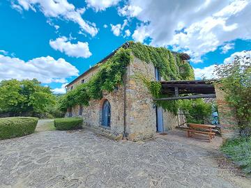Borgo in collina nel Chianti Siena