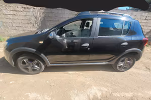 Dacia sandero stepway 1.5 dci 90 cv Brave 2017.