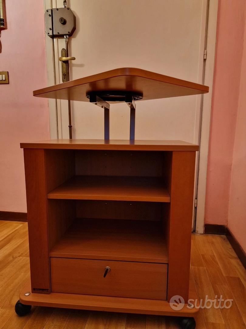 Carrello Porta TV con Ruote - Arredamento e Casalinghi In vendita a Lucca