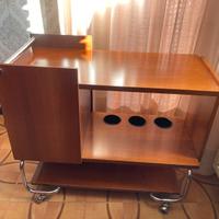 Carrello porta alcolici con rotelle