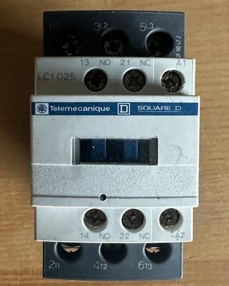 Contattore Telemecanique LC1D25BD