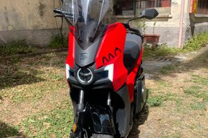 SEAT MO’ eSCOOTER 125