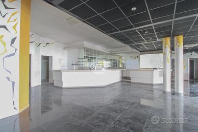 NEGOZIO A ARZAGO D'ADDA