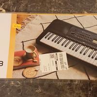 Pianola Yamaha PSR E273