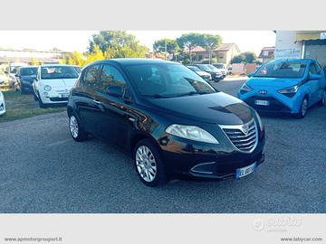 LANCIA Ypsilon 1.2 69 CV 5p. Silver