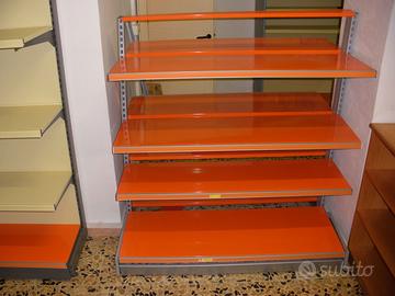 scaffale a gondola