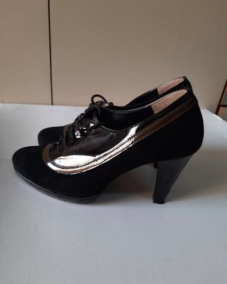 Scarpe francesine in vero cuoio vintage
