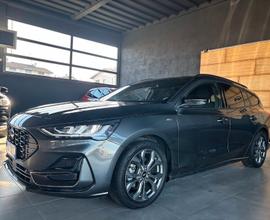 Ford Focus 1.0 EcoBoost Hybrid 125 CV ST Line 16.0