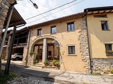 CASA DI CORTE A SCHIO