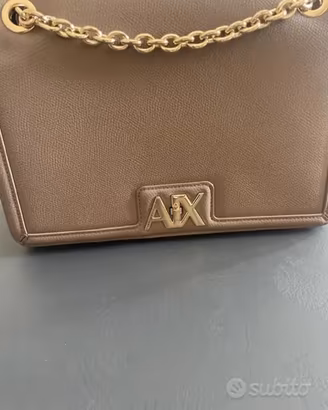 Borsa Armani