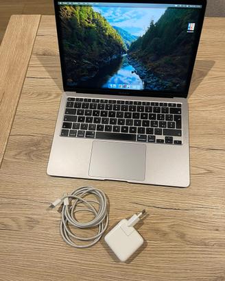 MacBook Air 13” 2020 Intel i5 8GB 256GB SSD