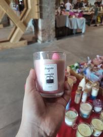 candele profumate alla fragola 