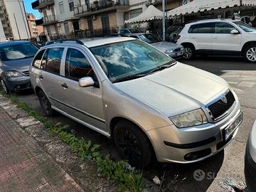 Skoda Fabia 1.2 Benzina Neo patentato