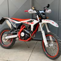 Beta RR 125 LC 4T enduro 2022 A1