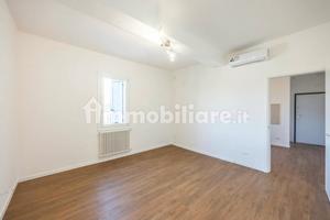 Trilocale finemente ristrutturato