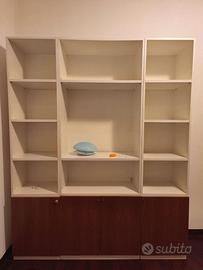 Libreria a tre moduli