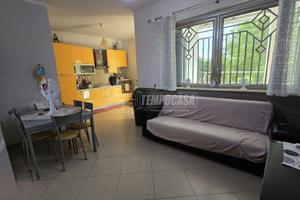 Soluzione indipendente di tre vani, doppi accessor