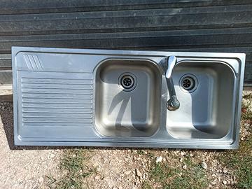 Lavello cucina Acciaio con miscelatore