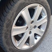 Cerchi lega Peugeot + 195/50 R16 88V XL