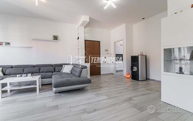 GUANZATE - TRILOCALE RISTRUTTURATO CON POSTO AUTO