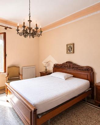 5 LOCALI A VICOPISANO