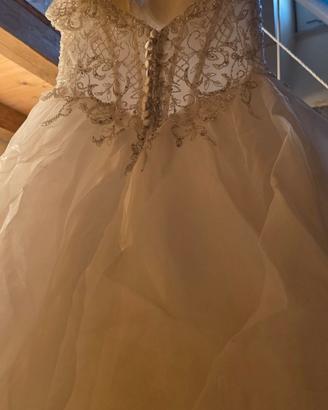 ABITO DA SPOSA NUOVO