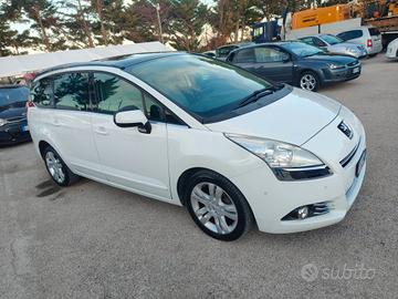 Peugeot 5008 1.6 HDi 115CV Business