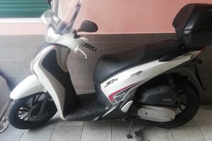 Honda sh 150 del 2016 sport 