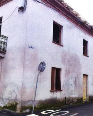 Immobile in asta di 740 m² a Castelnuovo Bormida