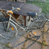 Taurus da donna anni 90