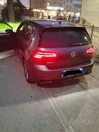 Volkswagen Golf R LINE  7.5 sport 2018