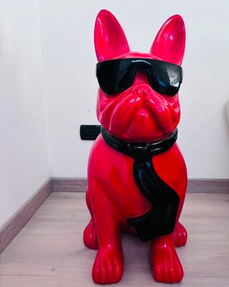 Statua Bulldog Francese con occhiali e cravatta