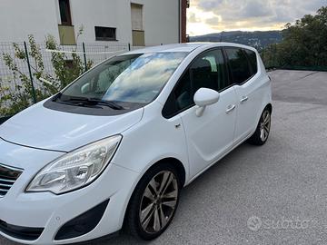 Opel Meriva Turbo 2011
