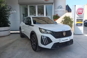Peugeot 2008 Hybrid 1.2 Style 110 CV e-DCS6 auto