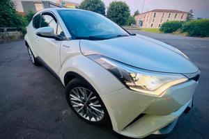 Toyota CHR full hybrd