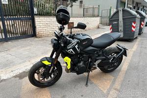 Triumph Trident 660