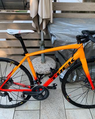 Bici da strada Trek Emonda Alr