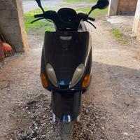 Yamaha Majesty 125